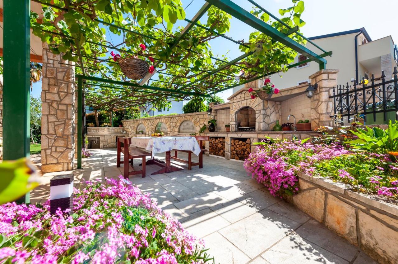 Apartments Villa Istria Rovinj Exterior foto